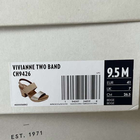 * SOLD * Rockport Nude and Silver Two-band Vivianne Leather Sandal - Size 9.5 - Picture 11 of 11